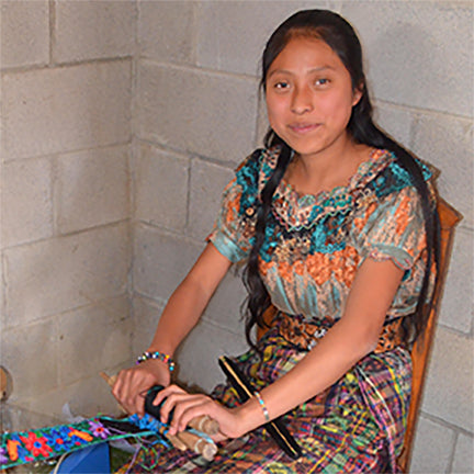 Mayan Hands scholarship recipient