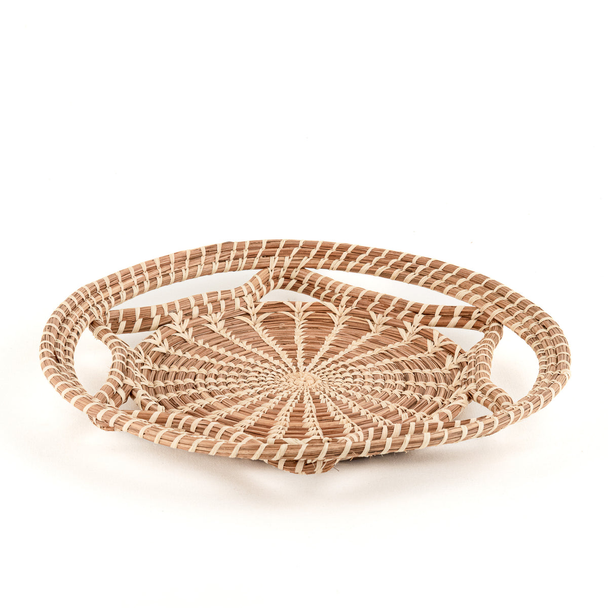 Pine Needle Basket with wavy design