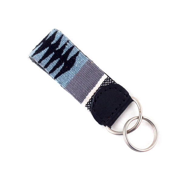 Handwoven Cinta Key Fob black and white | Mayan Hands