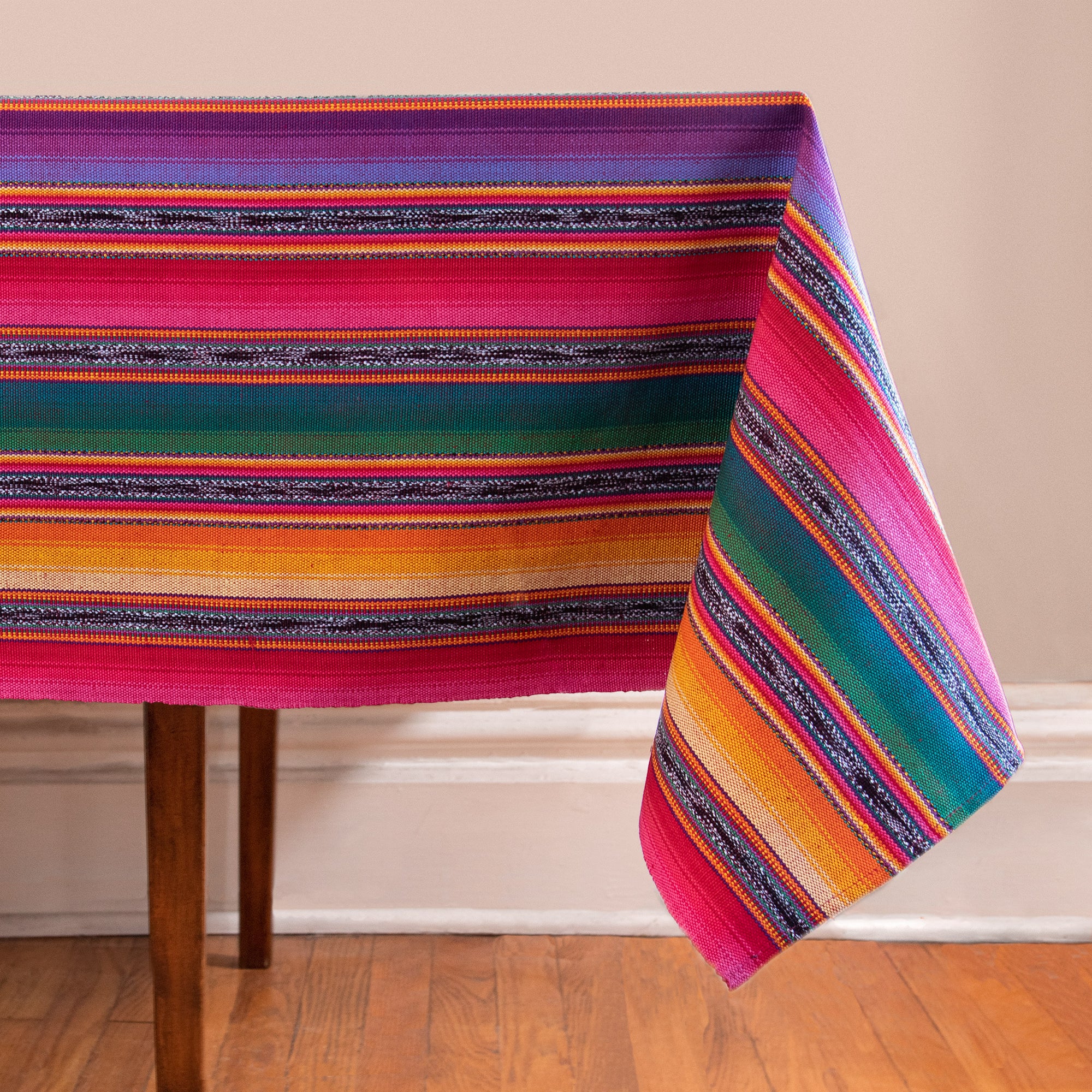Tablecloth in colorful stripes with jaspe