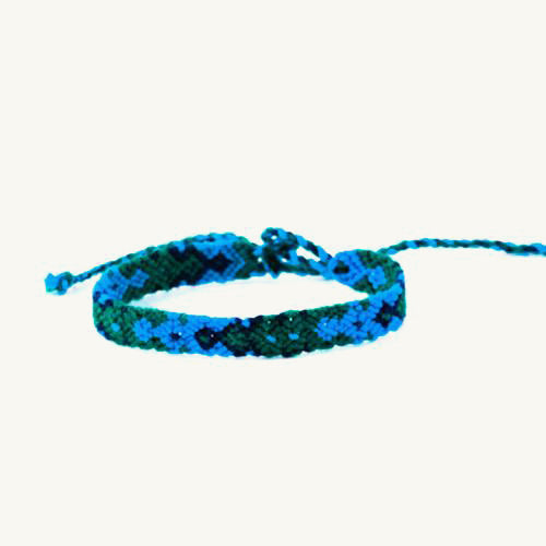 traditional guatemalan friendship bracelet
