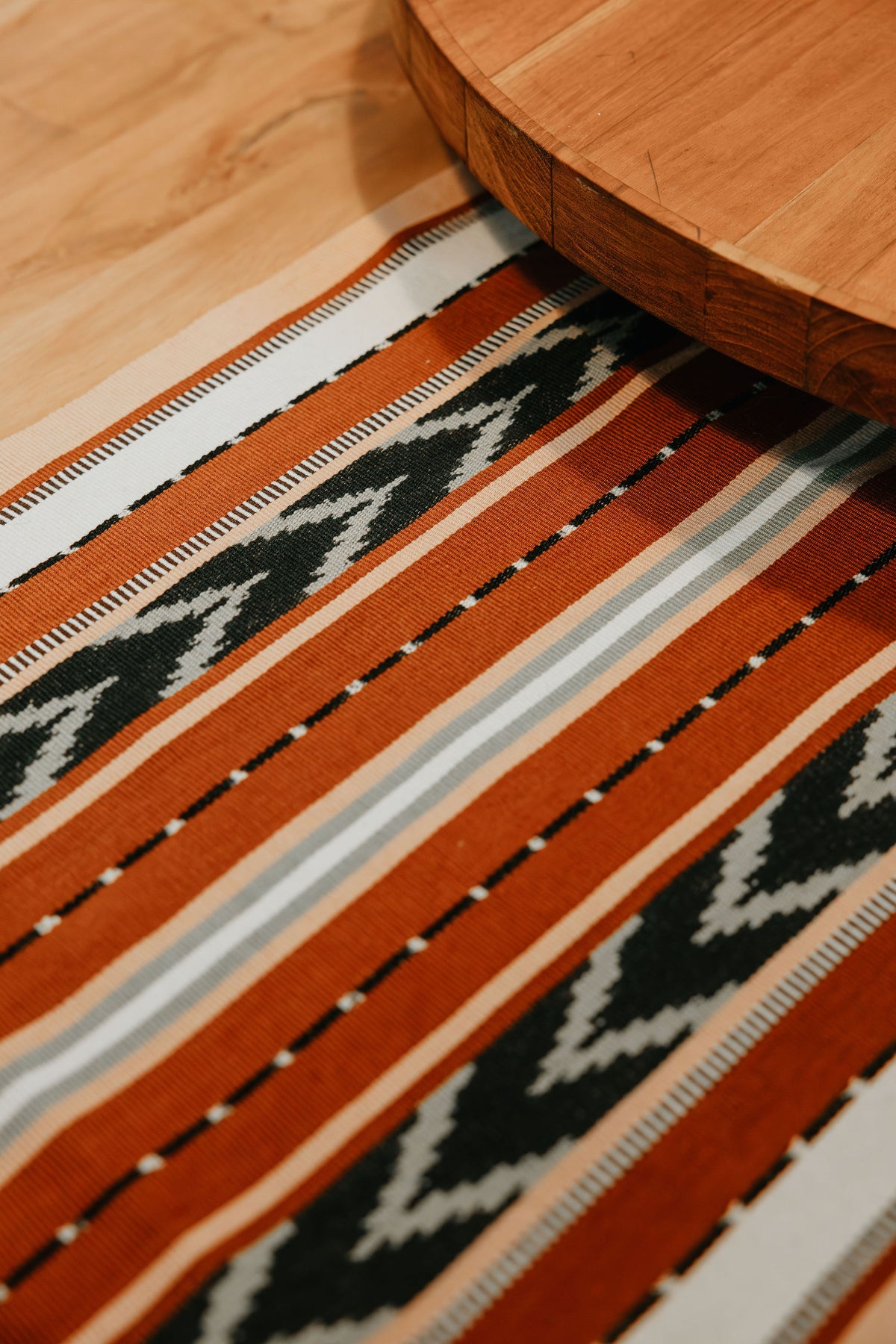 Handwoven Table Runner in Flecha Jaspe