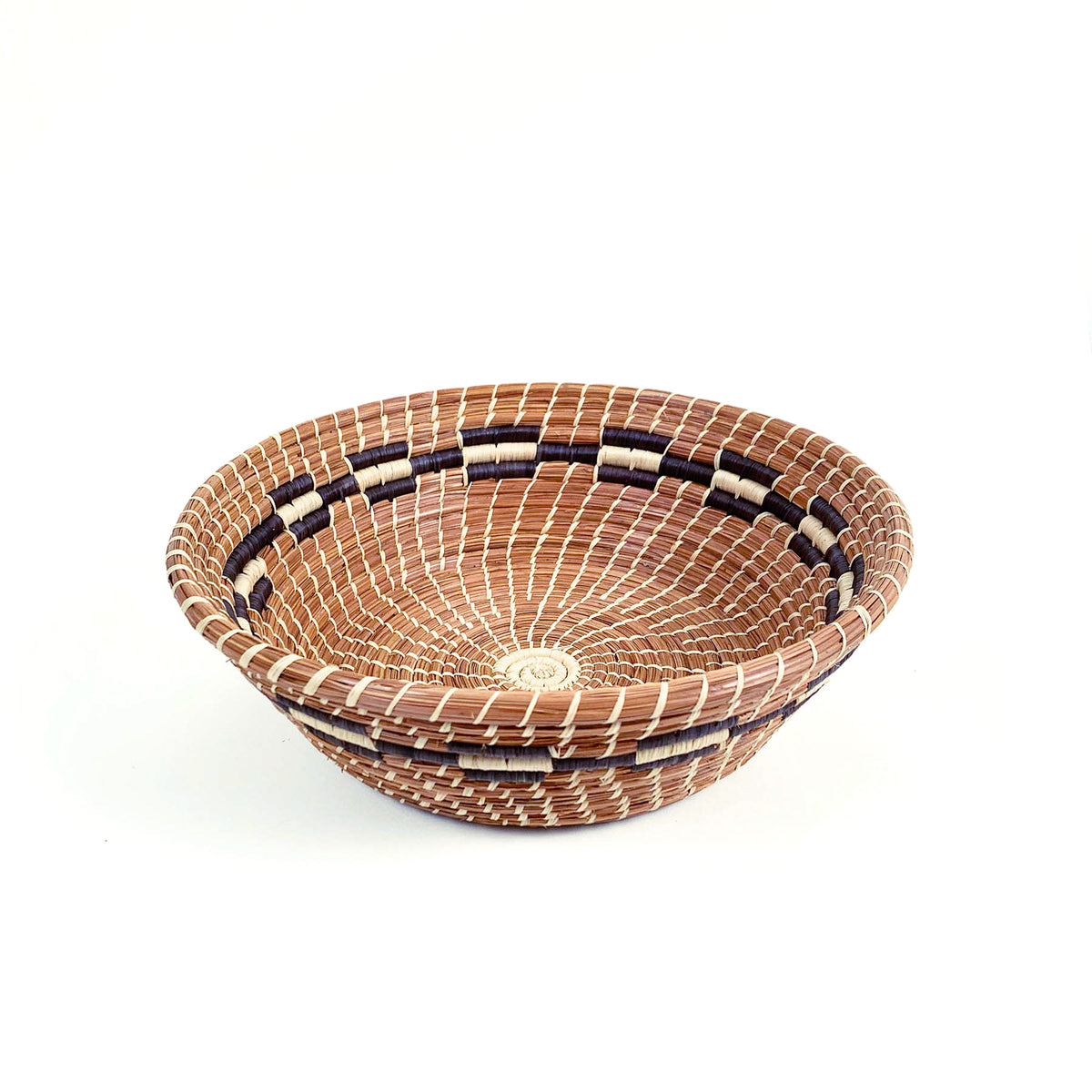Pine needle basket with two-tone band-side view