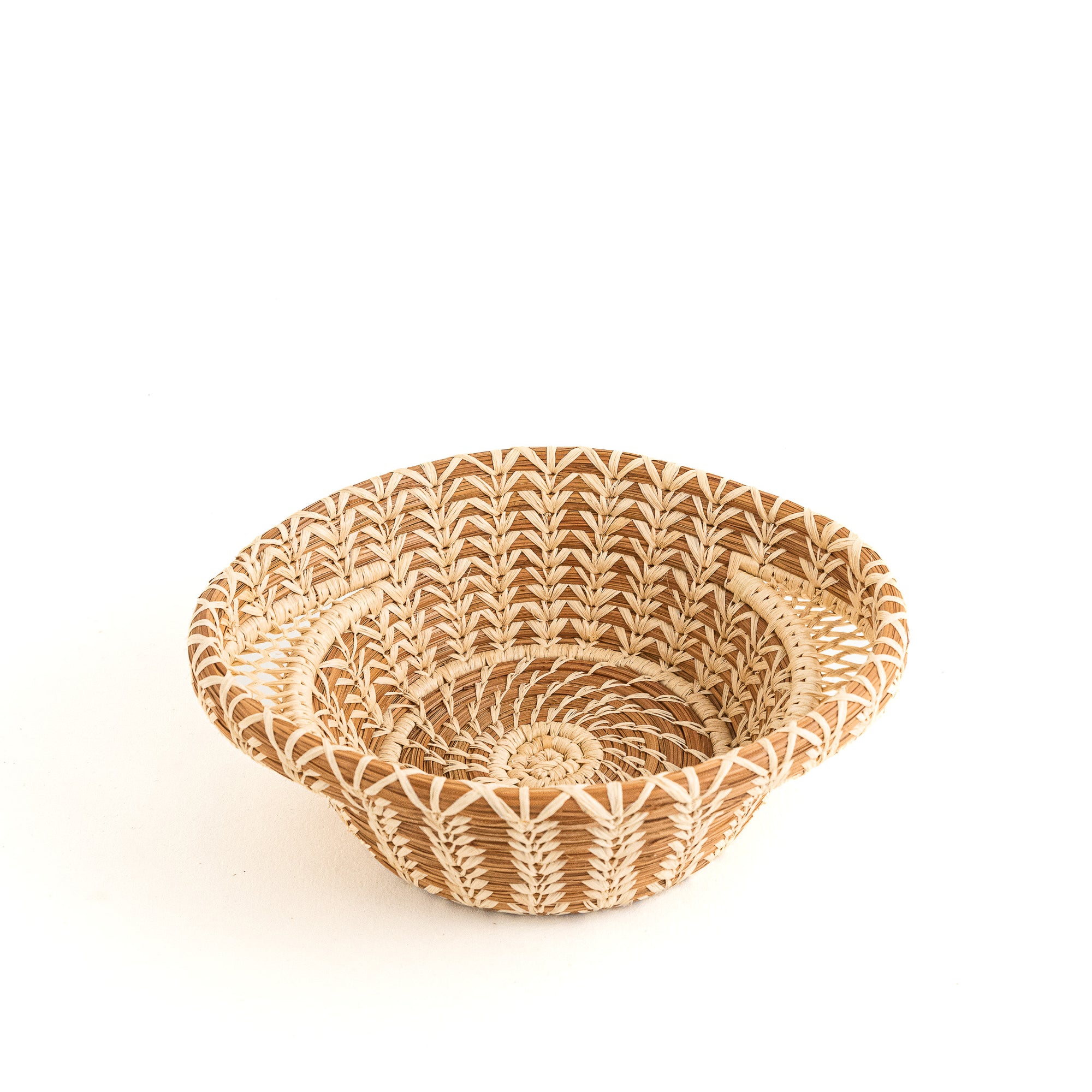 Small Pine Needle Basket with Lacy Handles