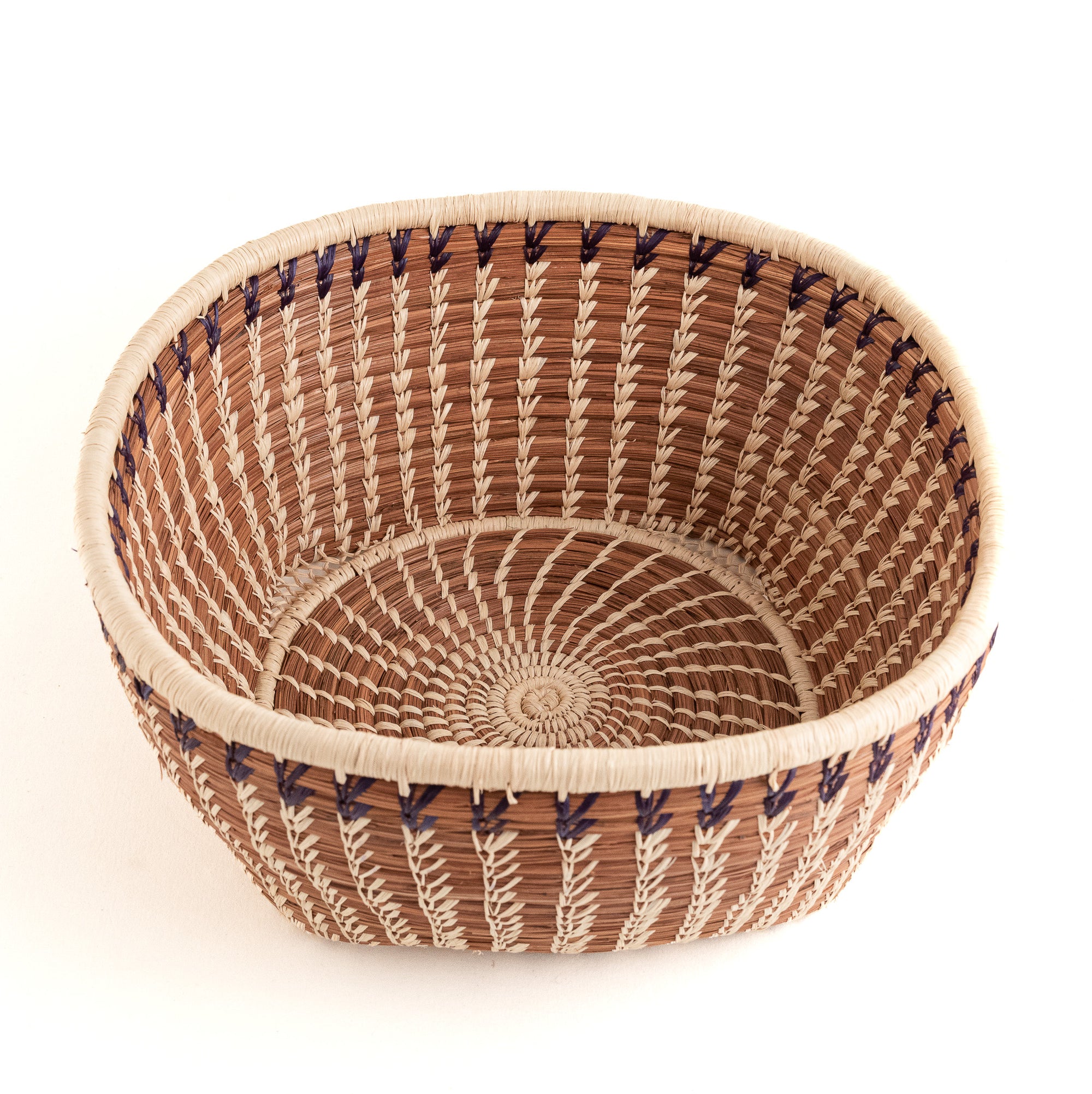 Deep Pine Needle Basket