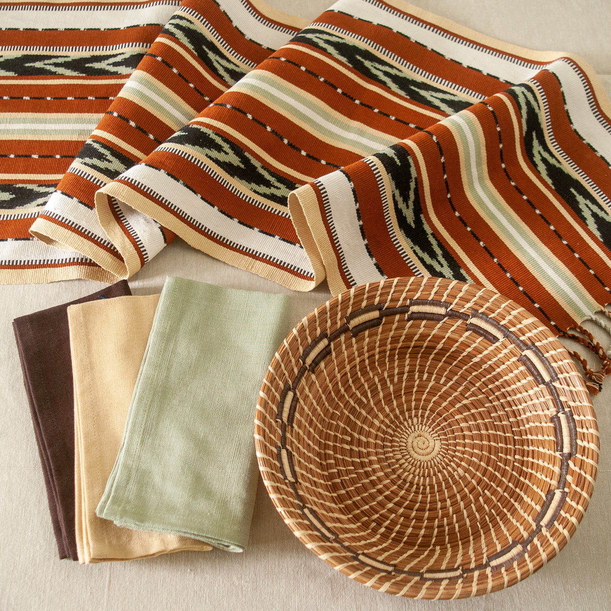handwoven jaspe table runner with pine needle basket and napkins | Mayan Hands
